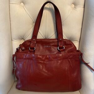 AUTHENTIC FURLA Italian pebble leather handbag / shoulder bag brick color EUC